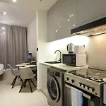 Elegant Studio In Binghatti Canal Near Dubai Mall
